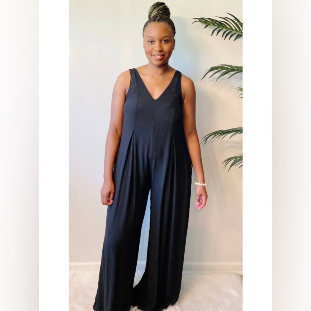 Jumpsuit - Picture 5 of 9